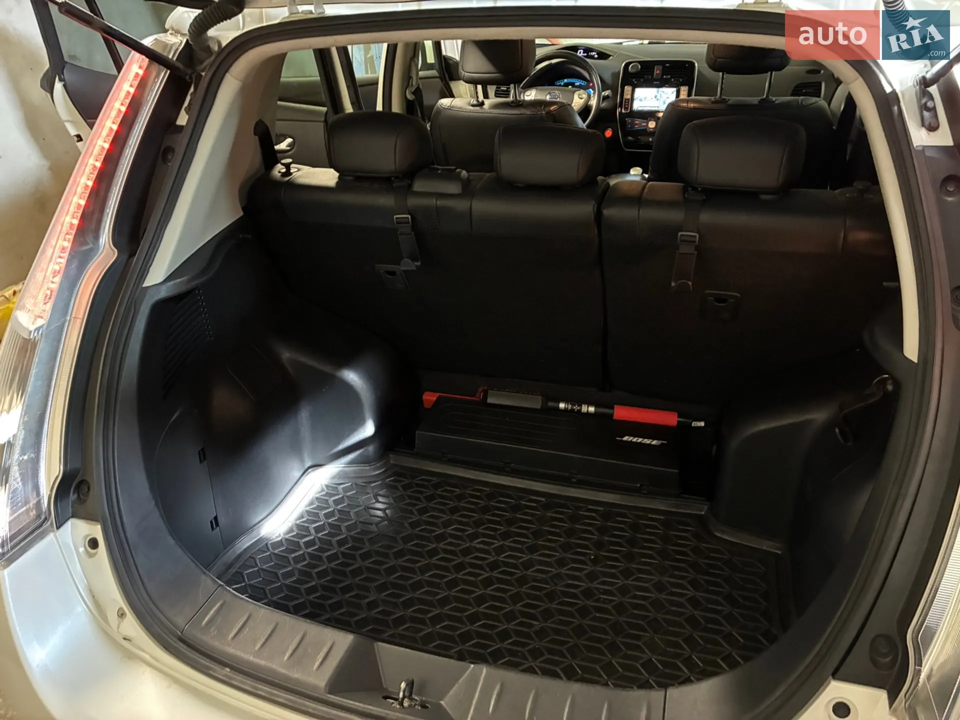 2017 Nissan Leaf - мініатюра 32