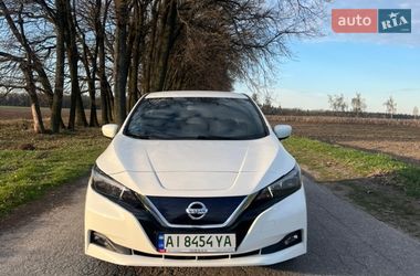 Хетчбек Nissan Leaf 2018 в Києві