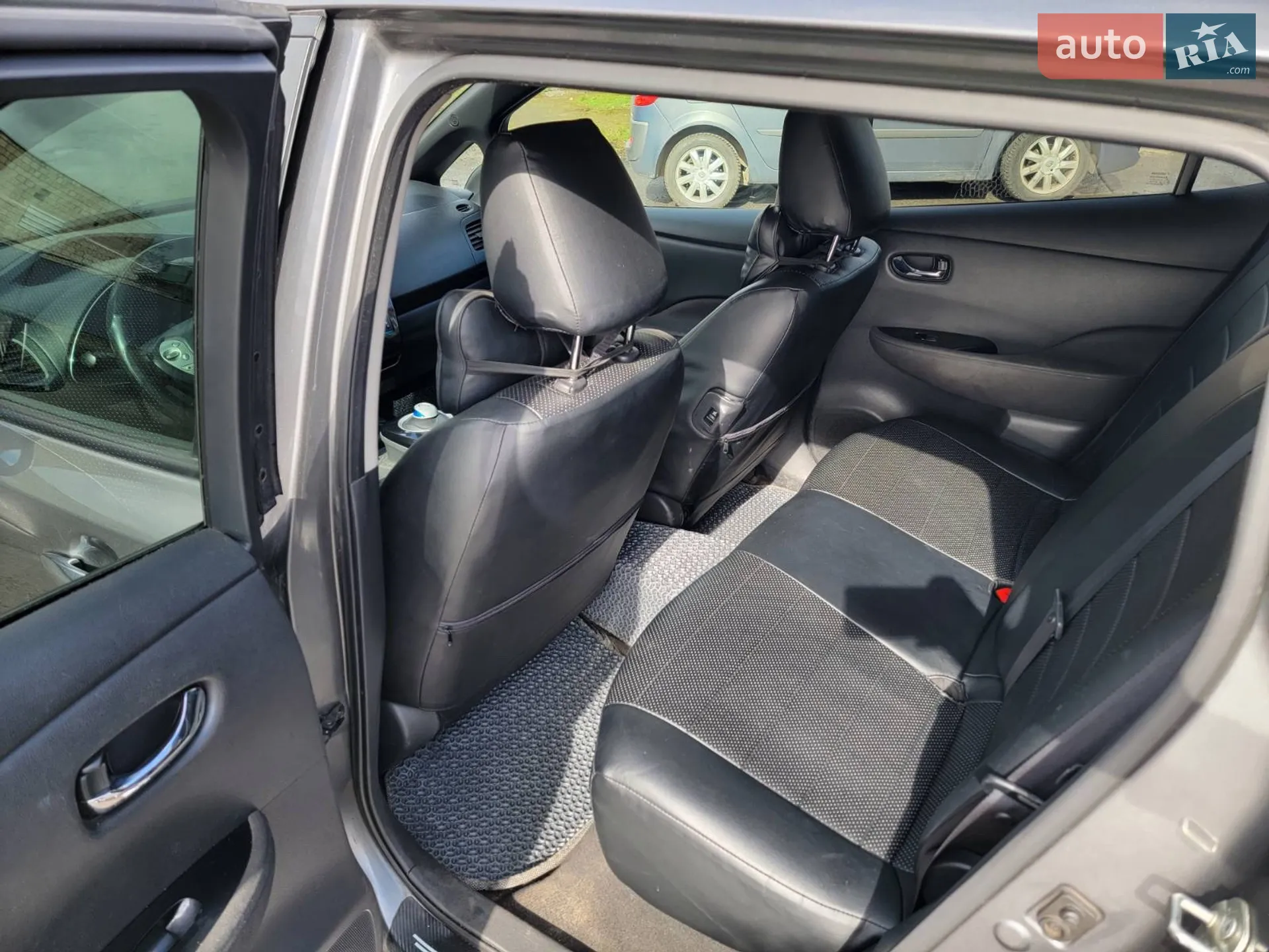 2014 Nissan Leaf - мініатюра 9