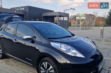 Хэтчбек Nissan Leaf 2016 в Львове