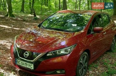 Хетчбек Nissan Leaf 2018 в Львові