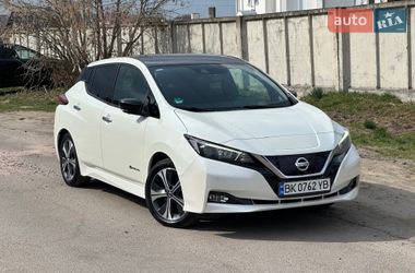 Хетчбек Nissan Leaf 2018 в Рівному