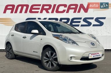 Хетчбек Nissan Leaf 2013 в Києві