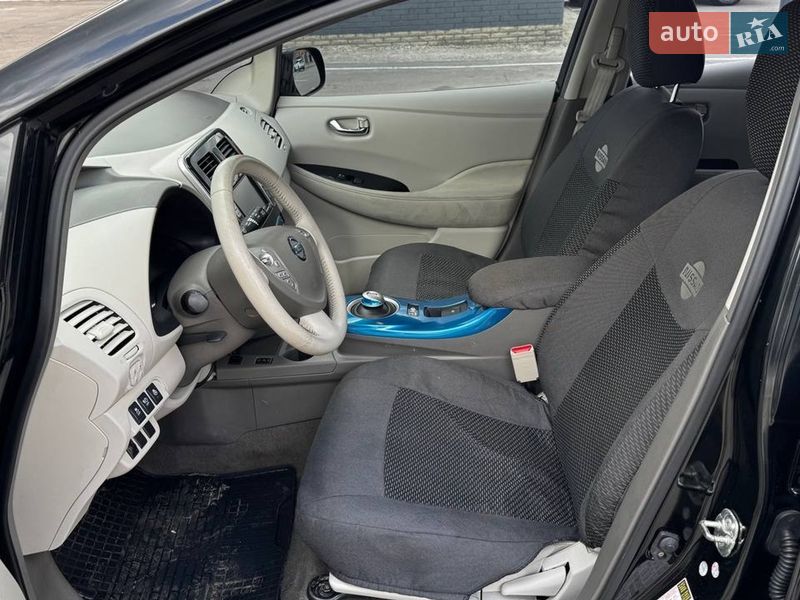 Хетчбек Nissan Leaf 2012 в Харкові