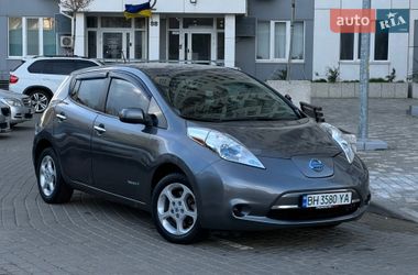 Хэтчбек Nissan Leaf 2016 в Одессе