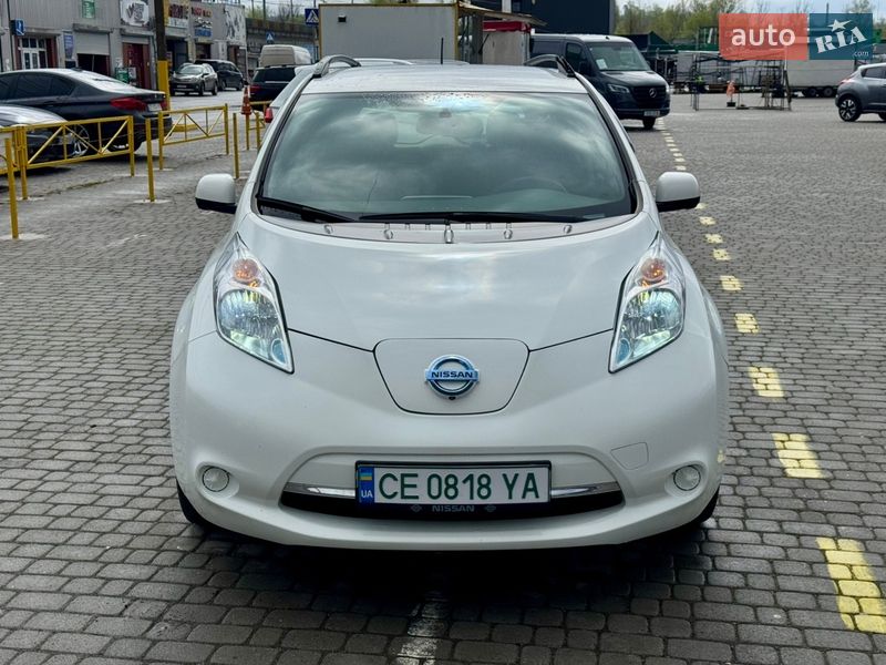 Хэтчбек Nissan Leaf 2016 в Черновцах