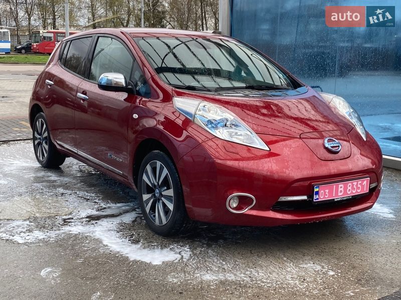 Хэтчбек Nissan Leaf 2014 в Ровно фото 2 Хэтчбек Nissan Leaf 2014 в Ровно