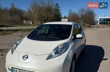 Хетчбек Nissan Leaf 2014 в Кропивницькому