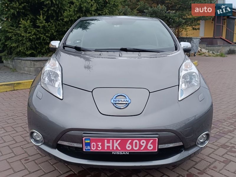 Хетчбек Nissan Leaf 2014 в Рівному