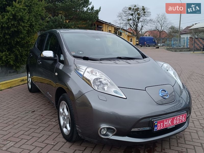 Хетчбек Nissan Leaf 2014 в Рівному