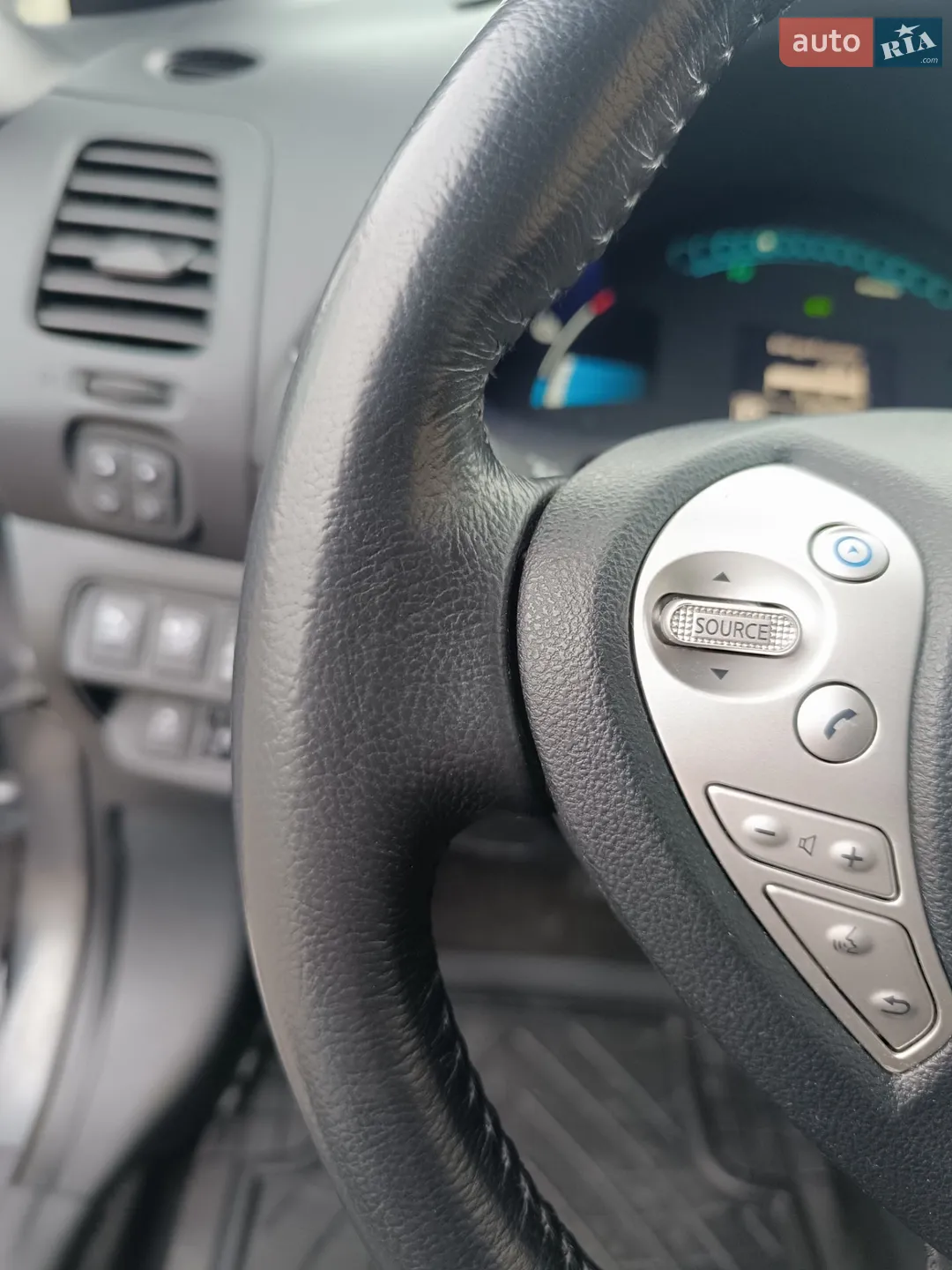 2014 Nissan Leaf - мініатюра 96