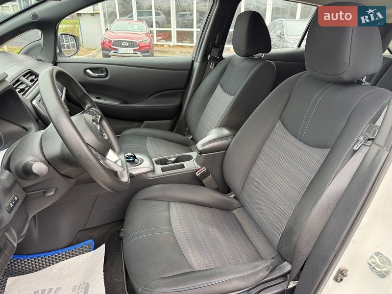 Хетчбек Nissan Leaf 2019 в Житомирі фото 9 Хетчбек Nissan Leaf 2019 в Житомирі
