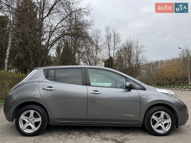 Хетчбек Nissan Leaf 2016 в Тернополі фото 6 Хетчбек Nissan Leaf 2016 в Тернополі