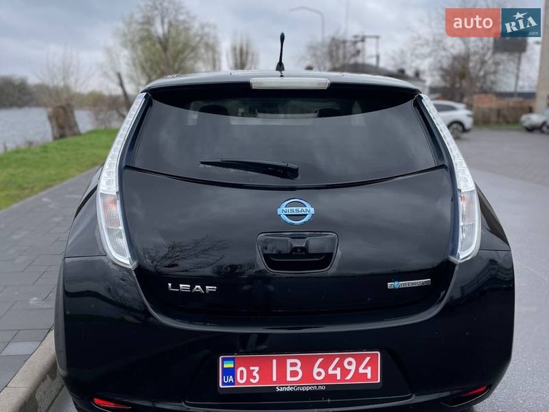 Хетчбек Nissan Leaf 2012 в Києві