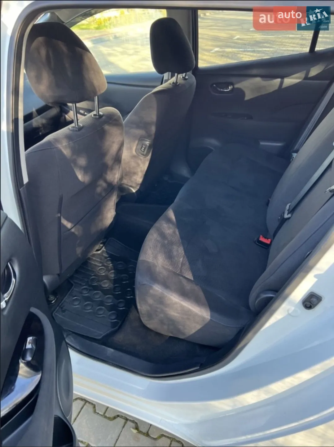 2016 Nissan Leaf - мініатюра 5