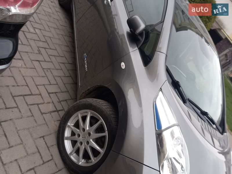 Хетчбек Nissan Leaf 2017 в Сокалі