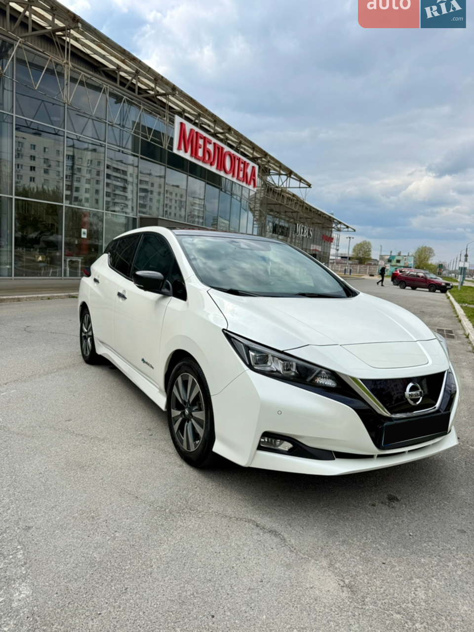 2017 Nissan Leaf - мініатюра 16