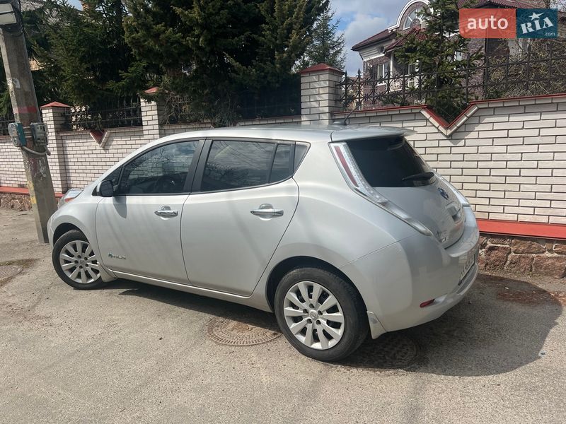Хетчбек Nissan Leaf 2017 в Києві фото 6 Хетчбек Nissan Leaf 2017 в Києві