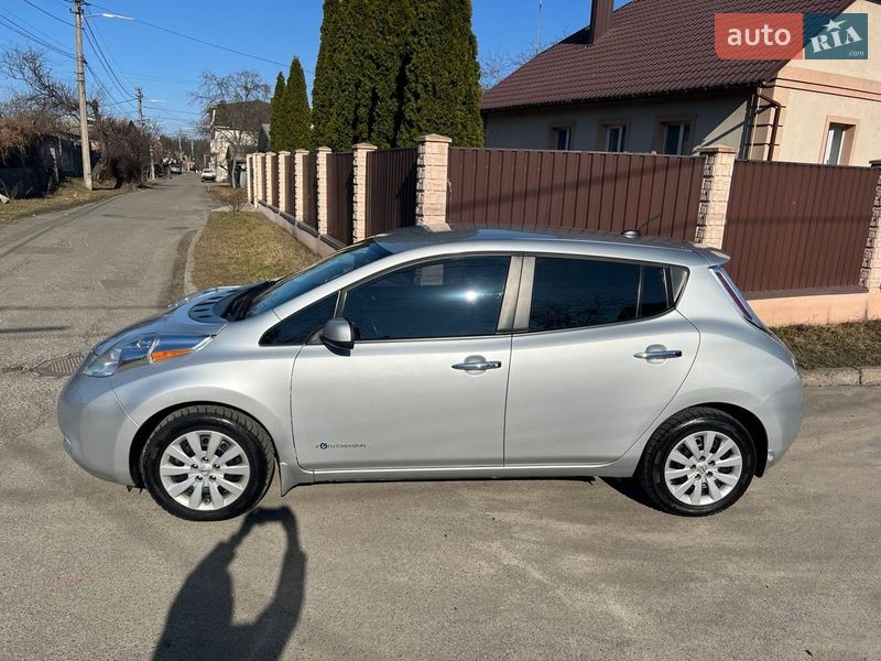Хетчбек Nissan Leaf 2017 в Києві фото 4 Хетчбек Nissan Leaf 2017 в Києві