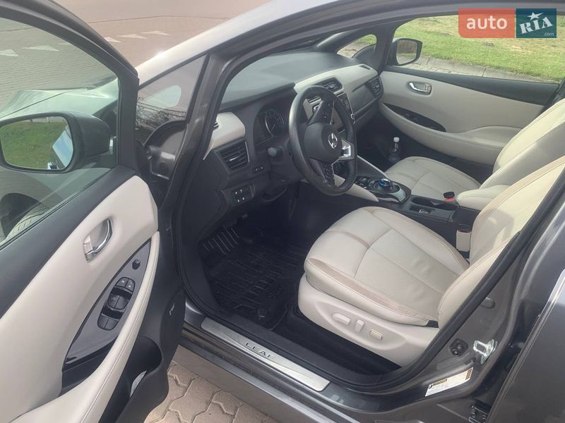 Хетчбек Nissan Leaf 2019 в Бродах фото 22 Хетчбек Nissan Leaf 2019 в Бродах