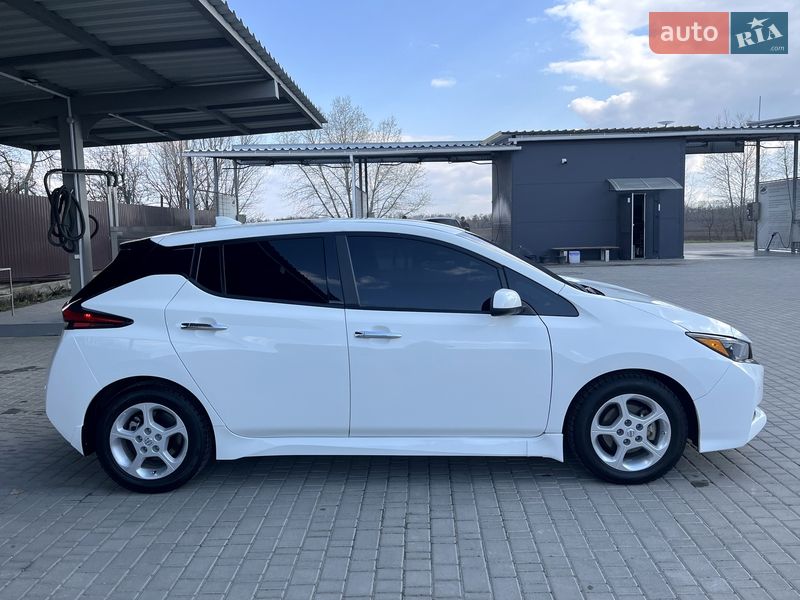 Хетчбек Nissan Leaf 2023 в Білій Церкві