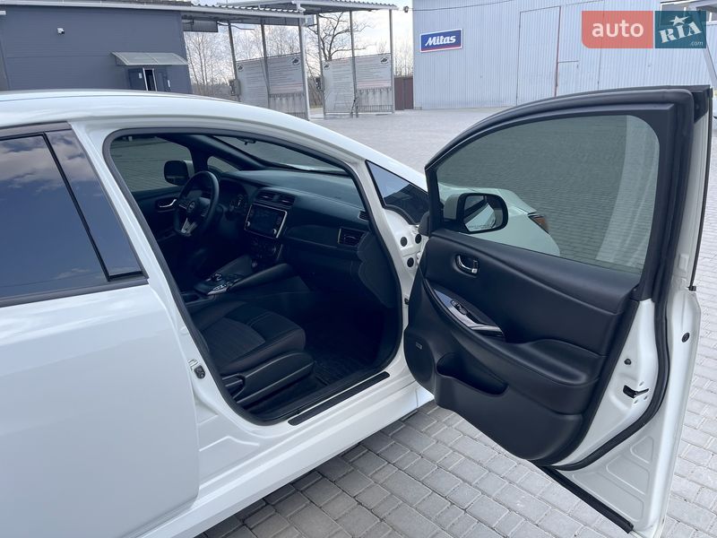 Хетчбек Nissan Leaf 2023 в Білій Церкві
