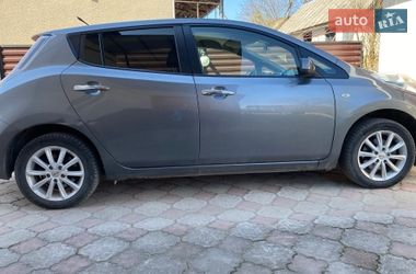 Хетчбек Nissan Leaf 2014 в Золочеві