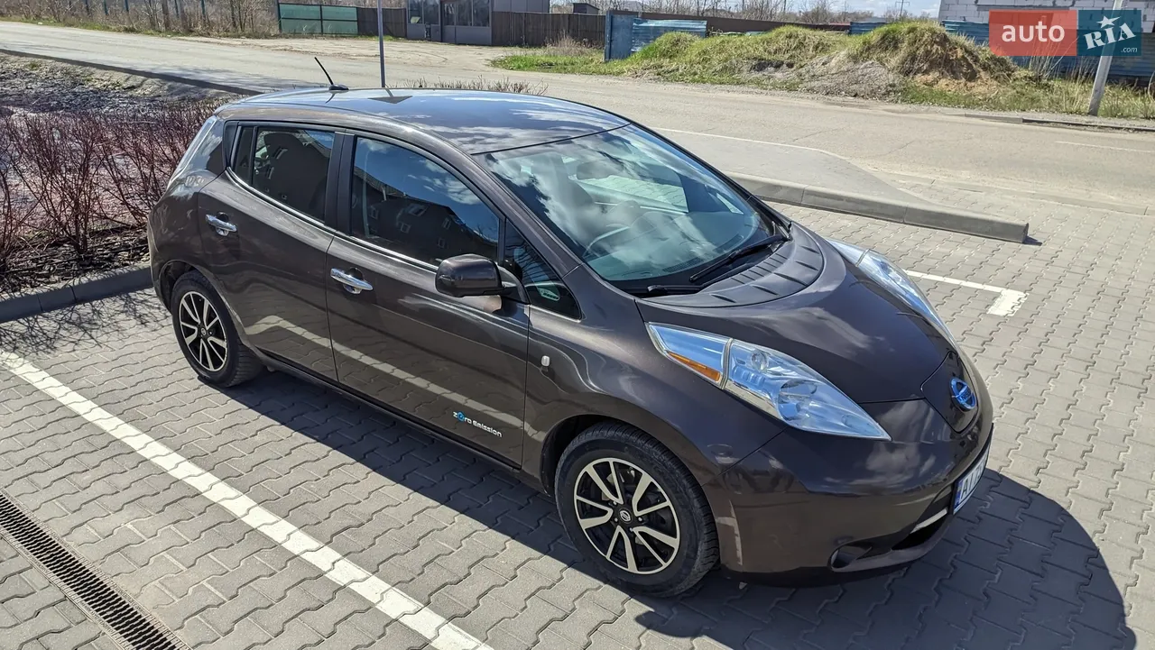 2016 Nissan Leaf - мініатюра 13