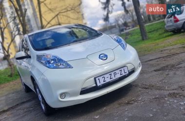 Хэтчбек Nissan Leaf 2012 в Красилове