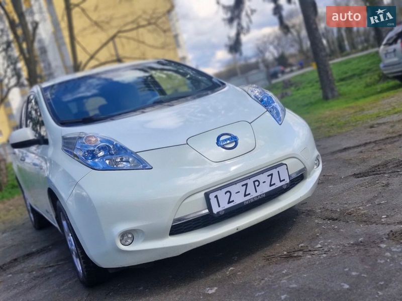 Nissan Leaf 2012