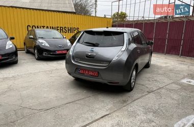 Хэтчбек Nissan Leaf 2013 в Умани