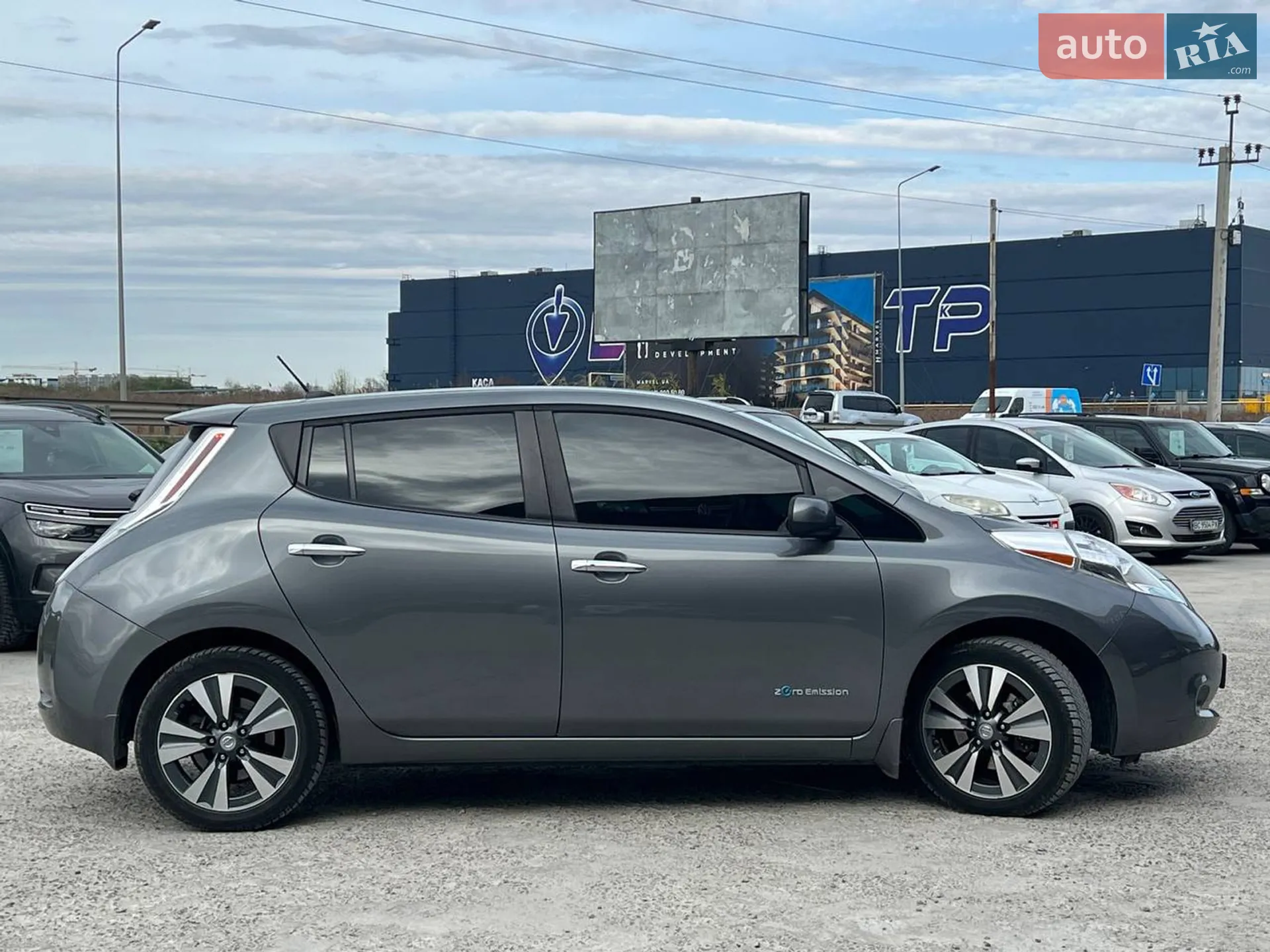 2015 Nissan Leaf - мініатюра 8