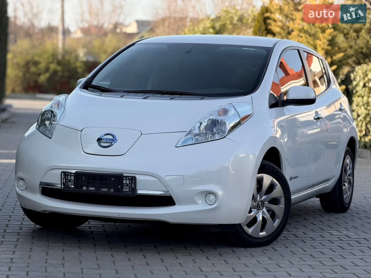2016 Nissan Leaf - мініатюра 64