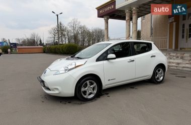 Хетчбек Nissan Leaf 2015 в Тернополі