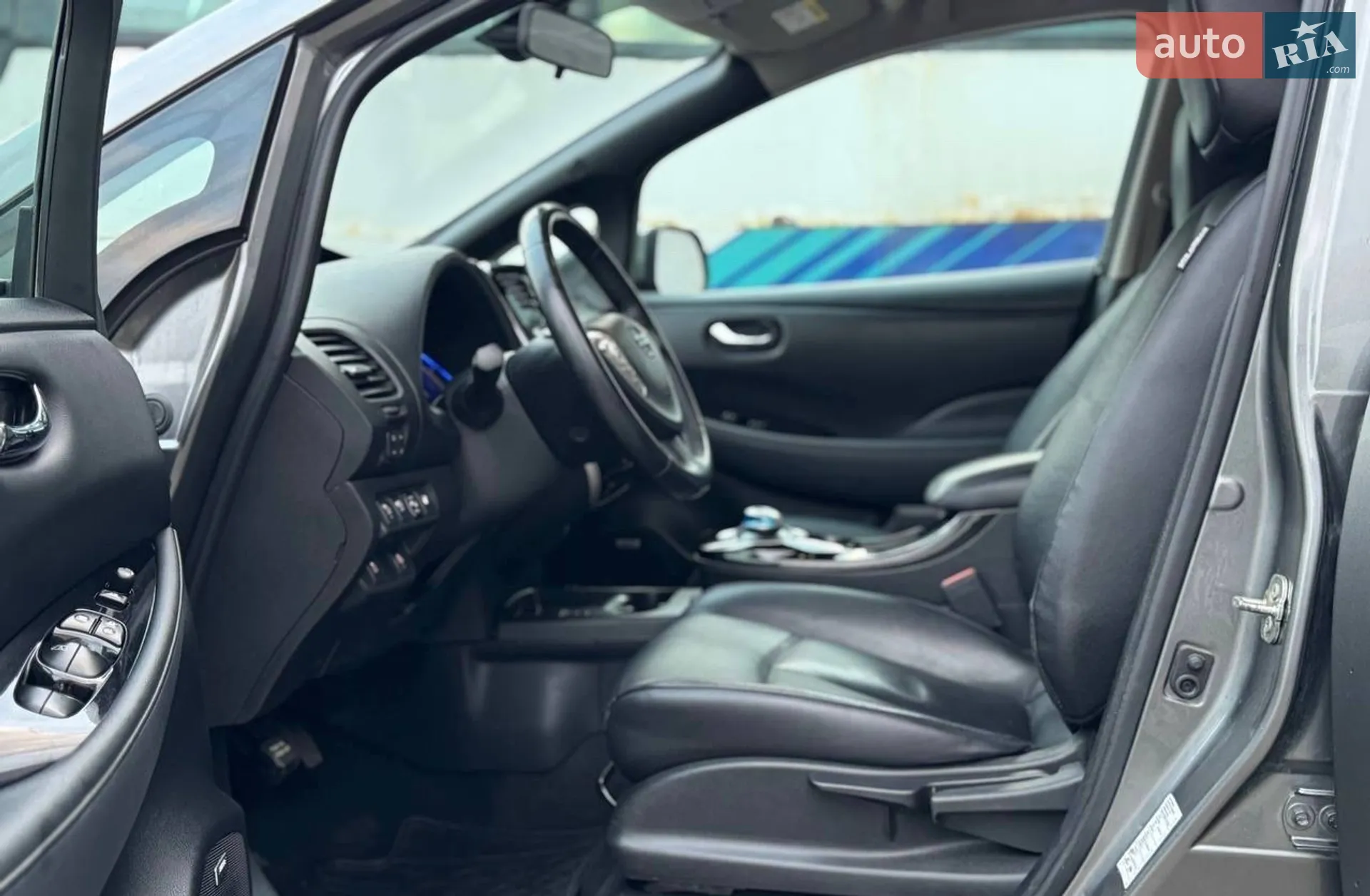 2016 Nissan Leaf - мініатюра 16