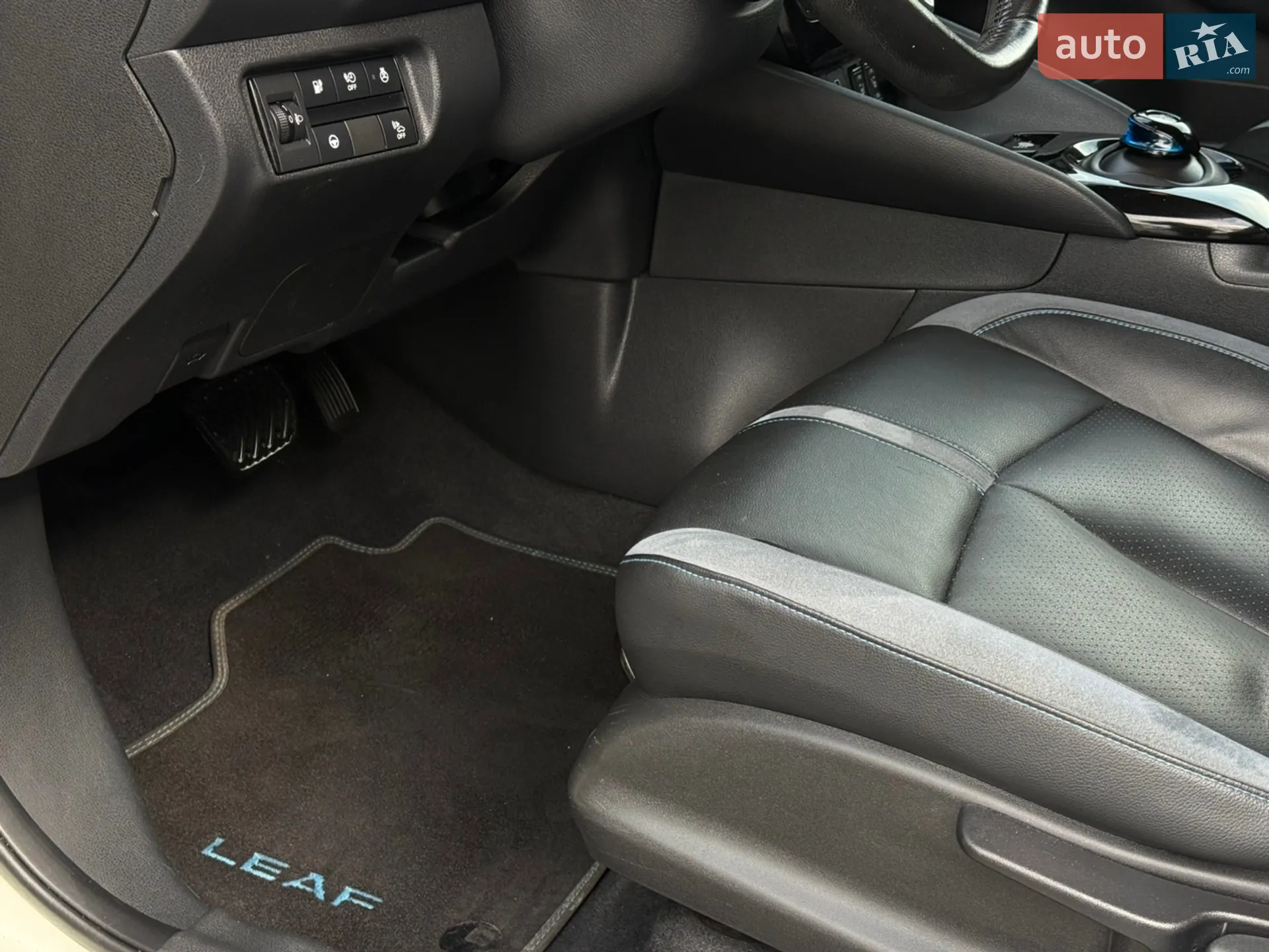 2020 Nissan Leaf - мініатюра 27