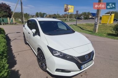 Хетчбек Nissan Leaf 2021 в Черкасах