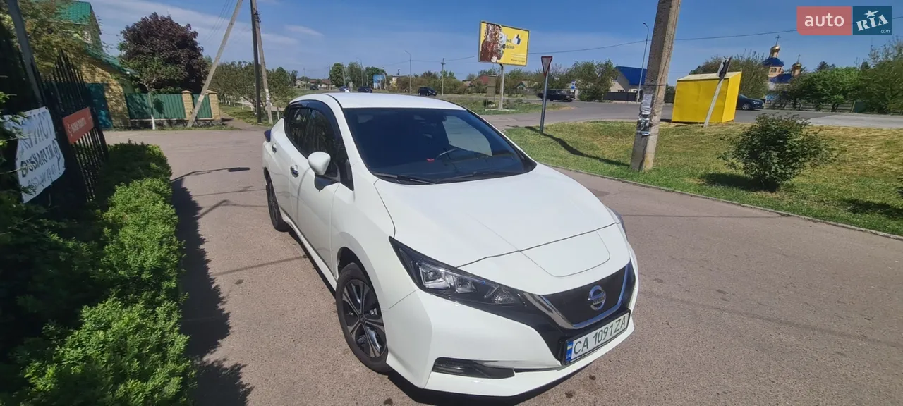 2022 Nissan Leaf - мініатюра 39