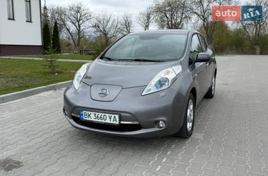 Хэтчбек Nissan Leaf 2014 в Ровно