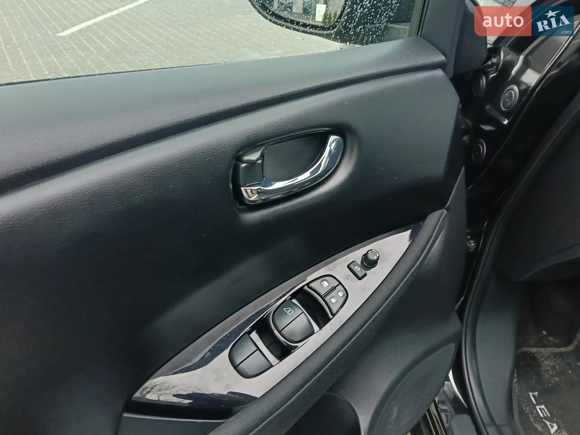 2022 Nissan Leaf - мініатюра 30
