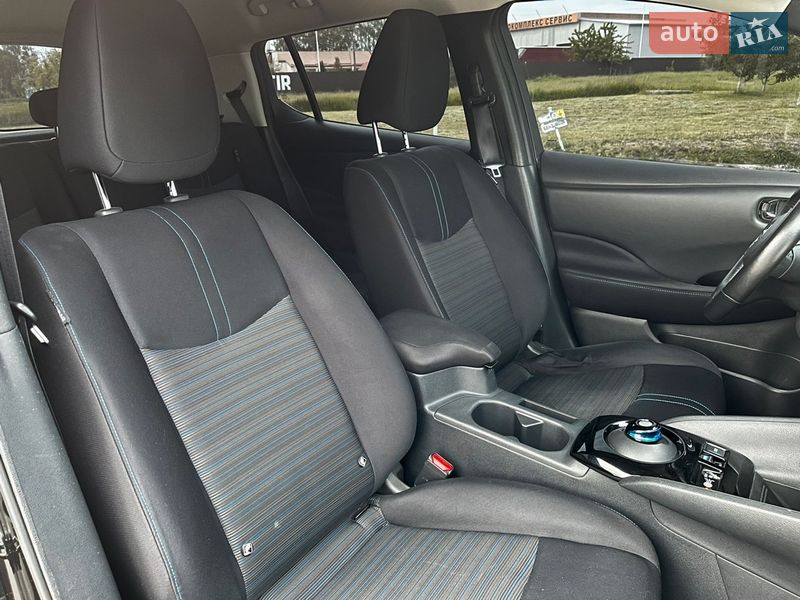 Хетчбек Nissan Leaf 2018 в Кобеляках
