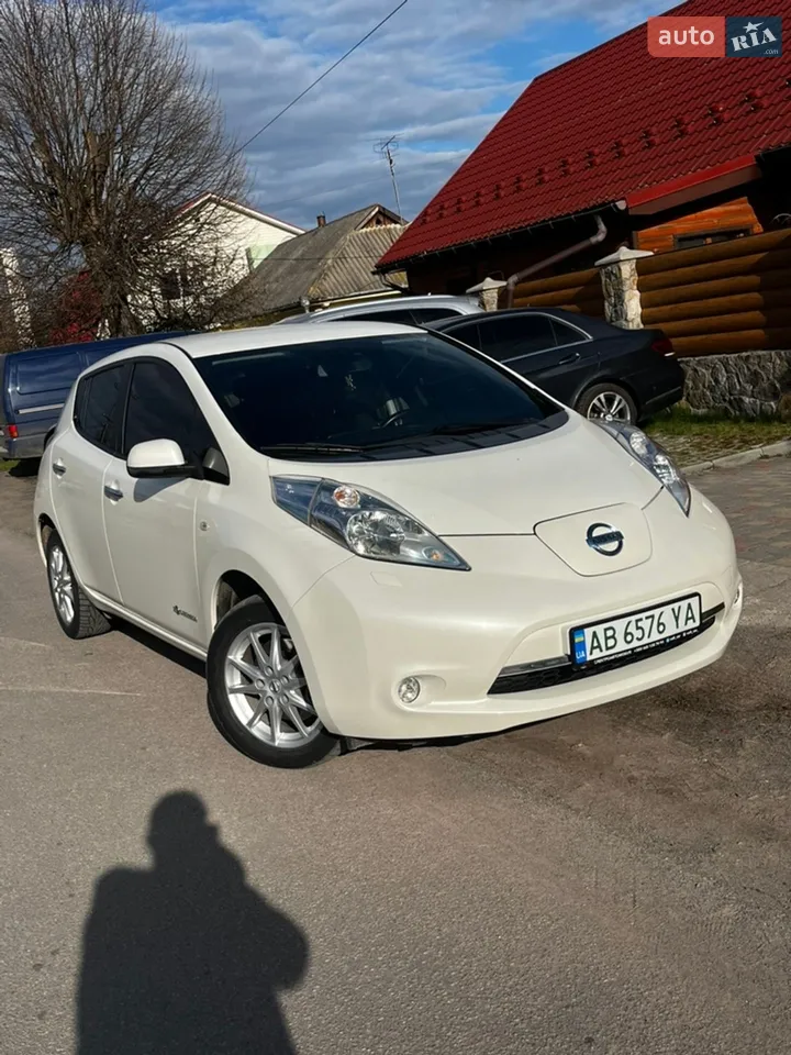 2016 Nissan Leaf - мініатюра 17