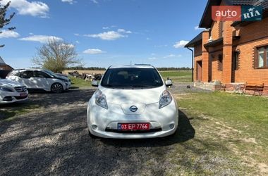 Хетчбек Nissan Leaf 2016 в Луцьку