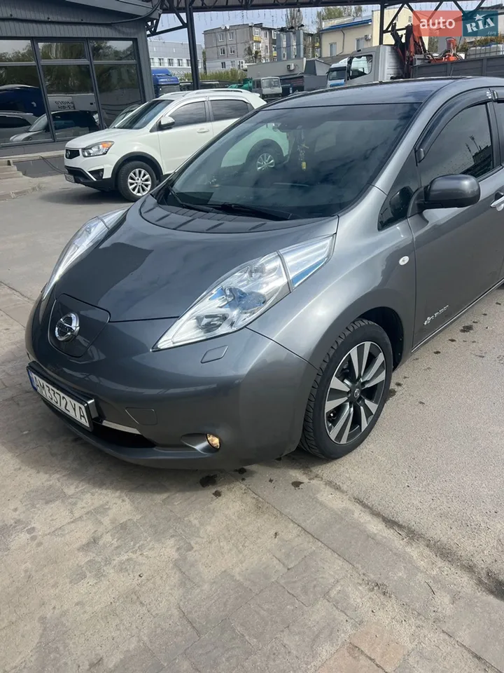 2017 Nissan Leaf - мініатюра 28