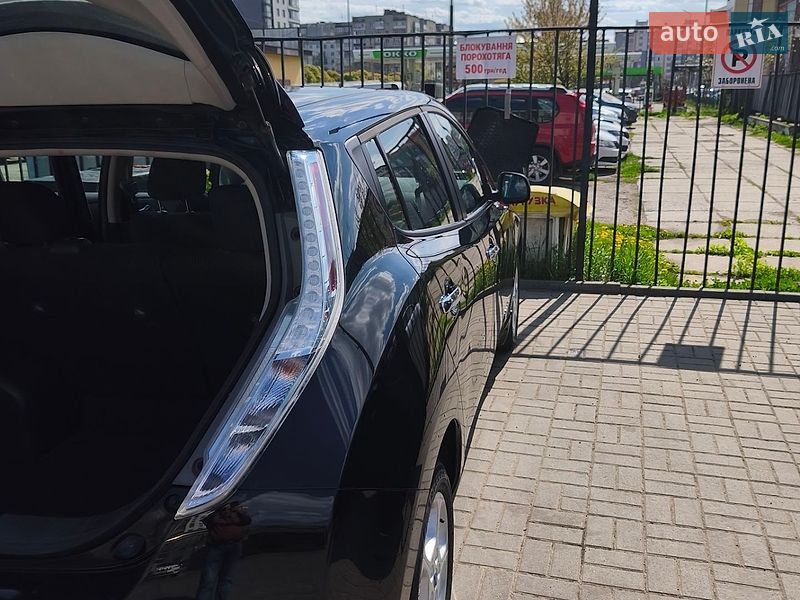 Хэтчбек Nissan Leaf 2014 в Ивано-Франковске