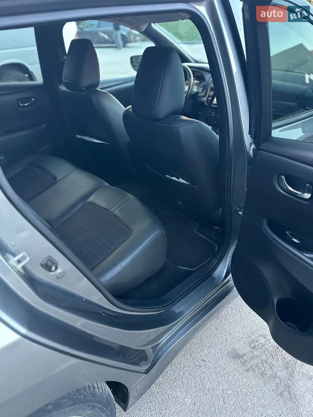 2019 Nissan Leaf - мініатюра 18