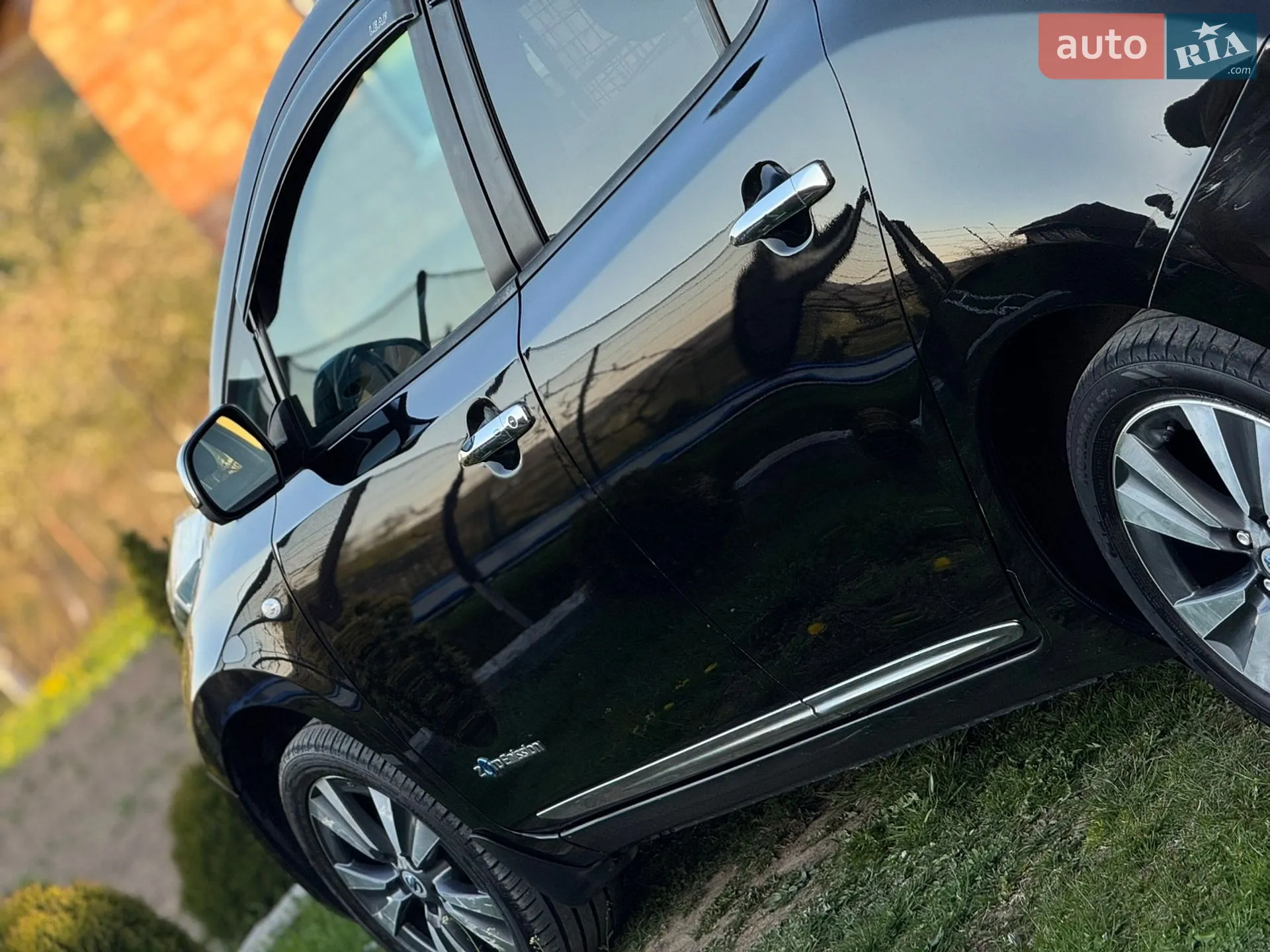 2013 Nissan Leaf - мініатюра 40