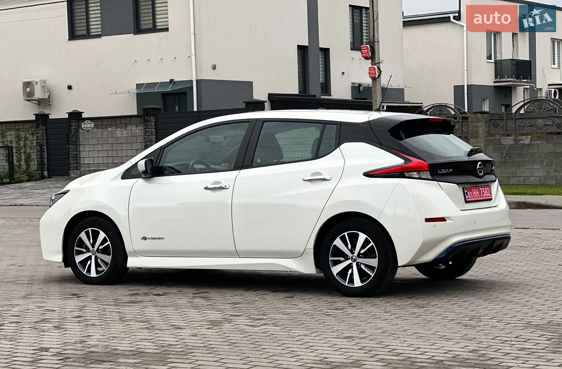 2019 Nissan Leaf - мініатюра 10