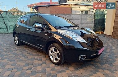 Хетчбек Nissan Leaf 2015 в Рівному