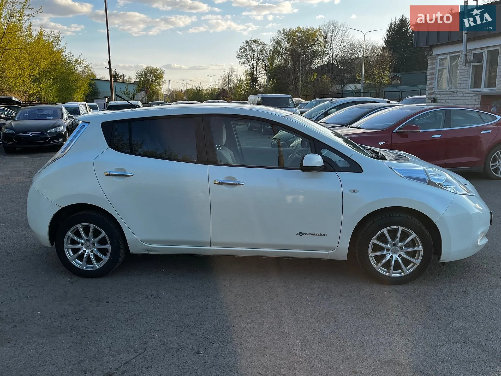 2012 Nissan Leaf - мініатюра 6